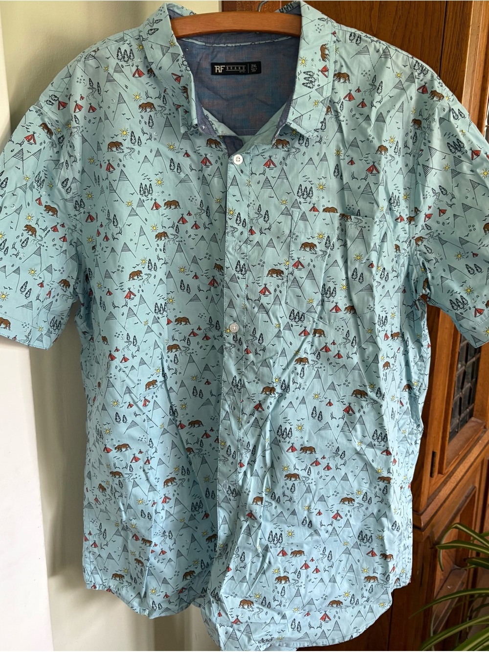 RF brand manufacturing men’s short sleeve button up fun outdoor print size 2 XL